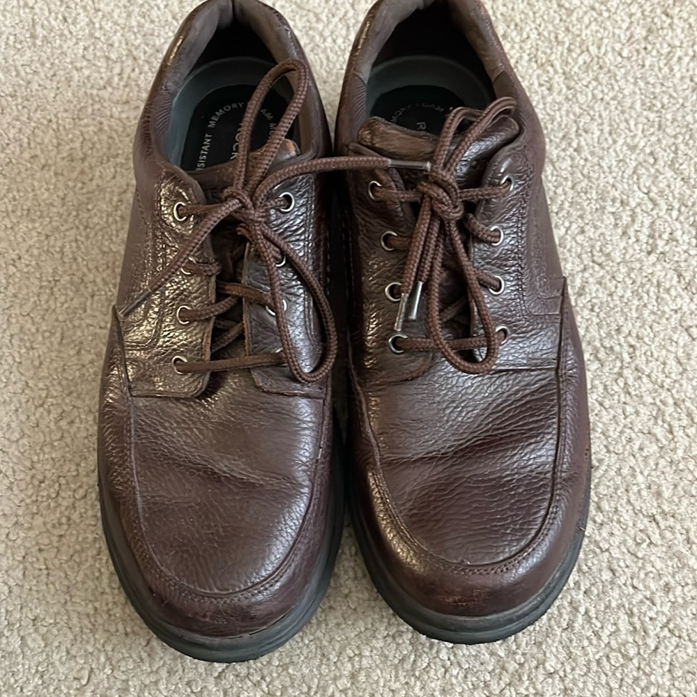 “Rockport: mens lace up shoes size 10”